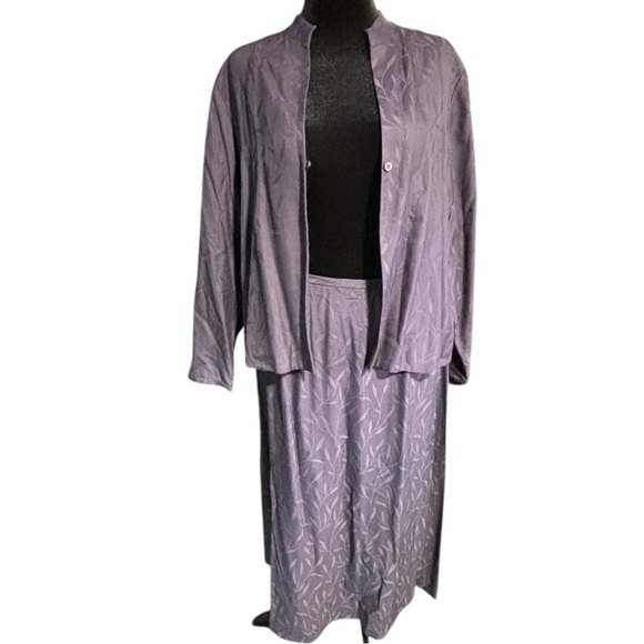 Eileen Fisher Women’s Large Purple Textured 2pc Set skirt Jacket Italian Fabric - Picture 4 of 14